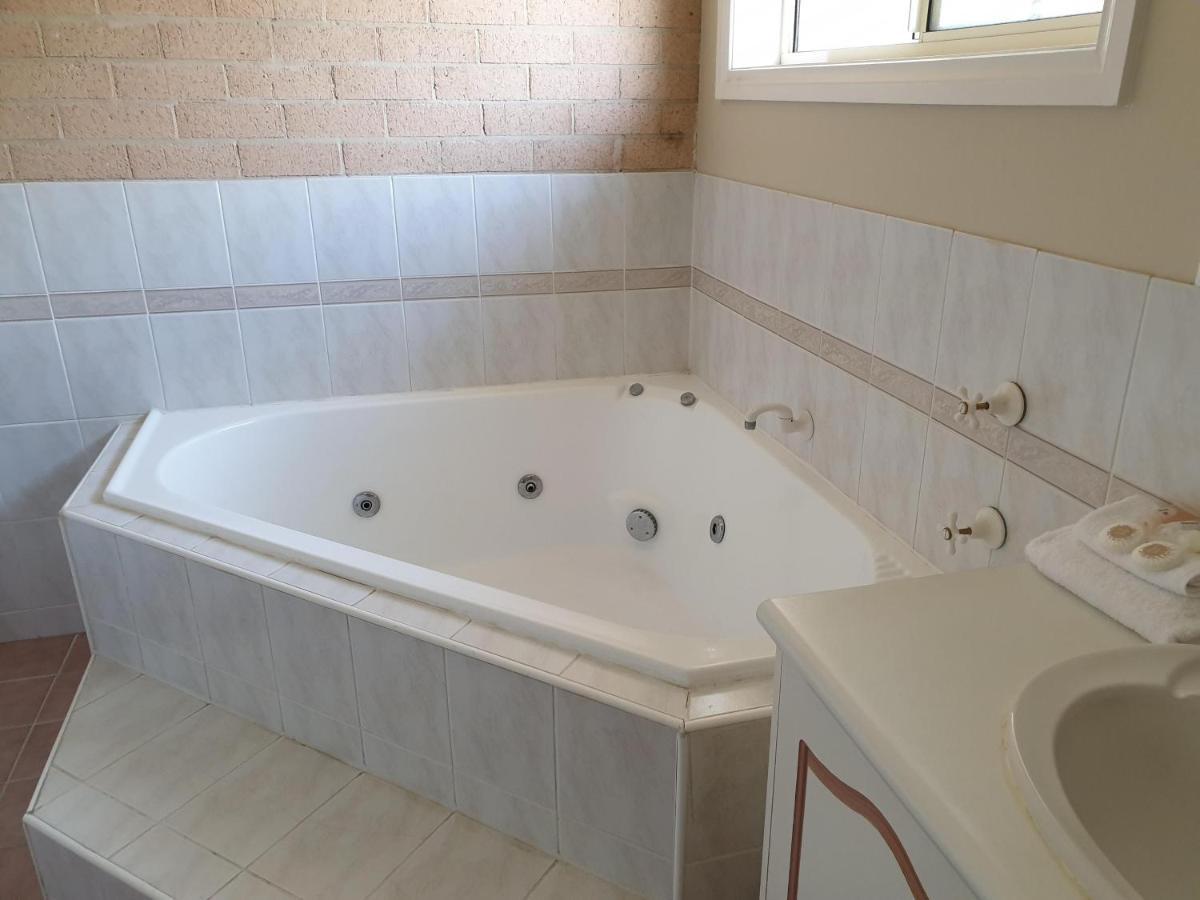 Blayney Central Motel Kültér fotó